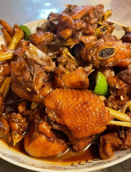 红烧鸡怎么做好吃_红烧鸡的家常做法步骤