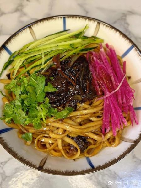 酱油汆面怎么做_酱油汆面用什么酱油