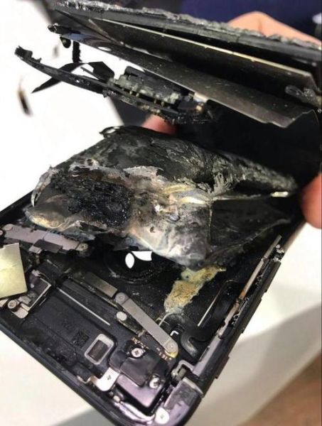 边玩手机边充电会爆炸吗_手机充电爆炸真相