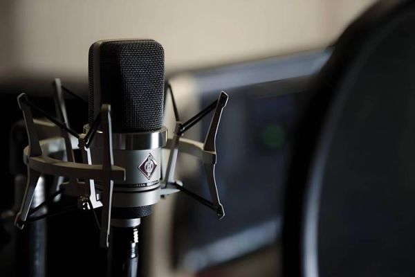 麦克风怎么连接手机_手机麦克风没声音怎么办