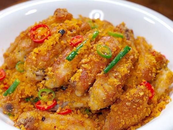避风塘鸡翅怎么做_鸡翅炸多久才酥脆