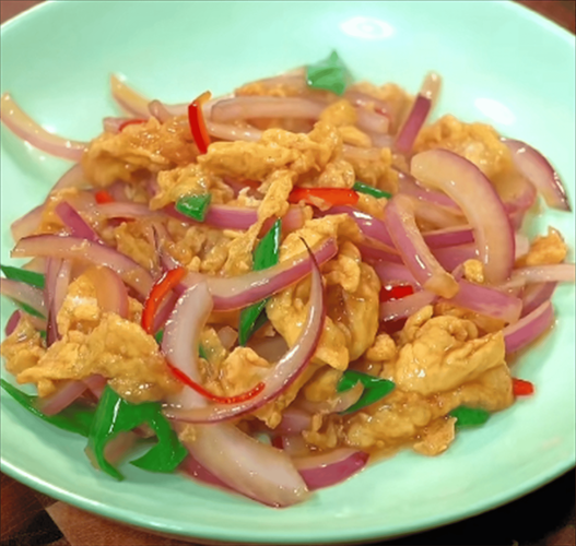 清炒洋葱怎么炒好吃_洋葱炒几分钟才脆