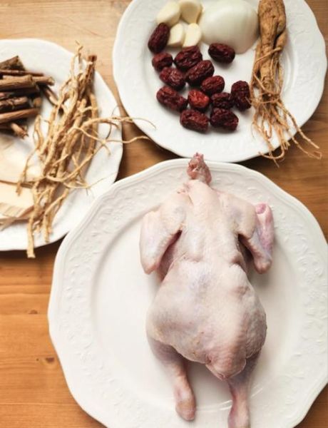 参鸡汤的做法_韩国参鸡汤怎么炖才正宗