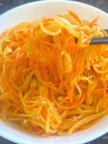 土豆胡萝卜怎么炒好吃_家常土豆胡萝卜做法 土豆胡萝卜怎么炒好吃_家常土豆胡萝卜做法