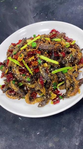 红烧泥鳅怎么做好吃_家常红烧泥鳅的做法步骤 红烧泥鳅怎么做好吃_家常红烧泥鳅的做法步骤