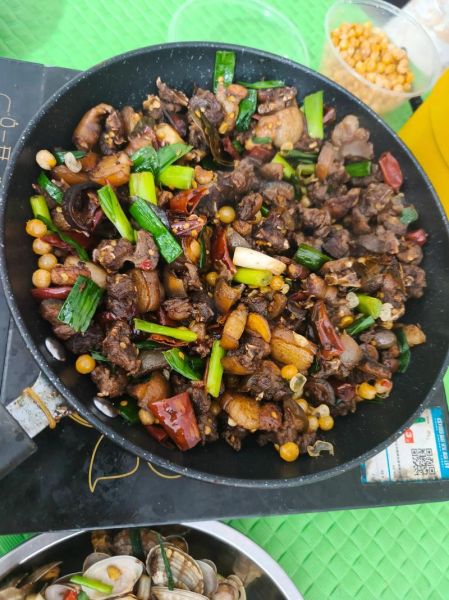 红烧鸭子怎么做好吃_红烧鸭子的家常做法