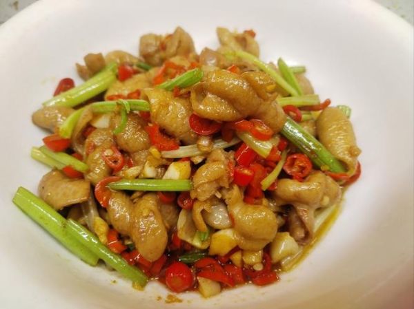 烧肥肠怎么做好吃_烧肥肠的家常做法