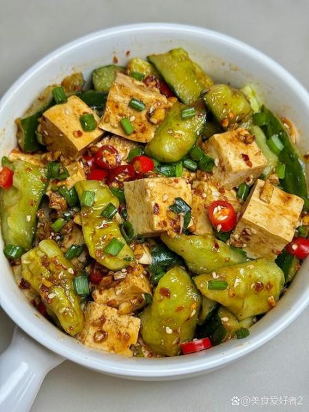 黄瓜拌豆腐怎么做_黄瓜拌豆腐热量高吗