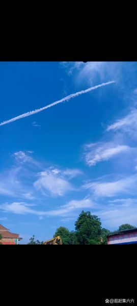 明朗的天空怎么形容_明朗的天空是什么颜色