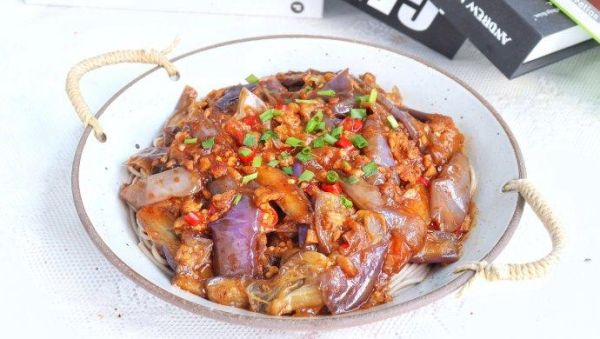 肉末茄子怎么做_肉末茄子做法视频详细步骤