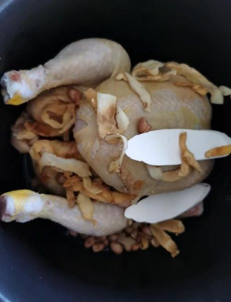 电饭煲炖鸡怎么做_电饭煲炖鸡需要多久