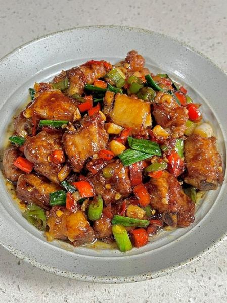 香辣排骨怎么做才正宗_正宗香辣排骨的秘制配方