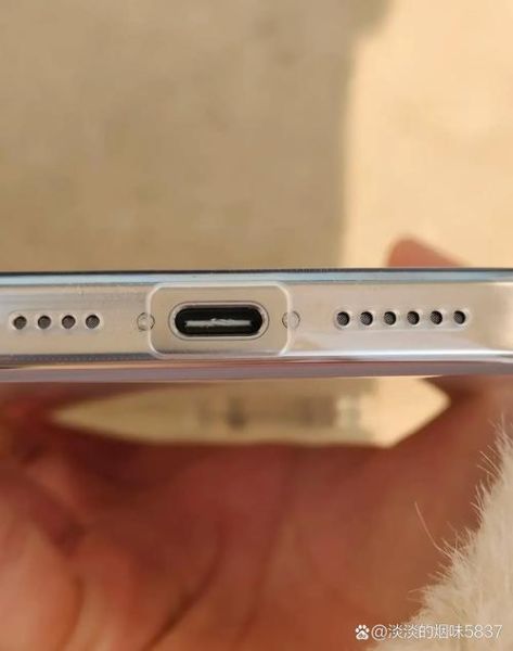 手机充电口类型有哪些_安卓和苹果接口区别