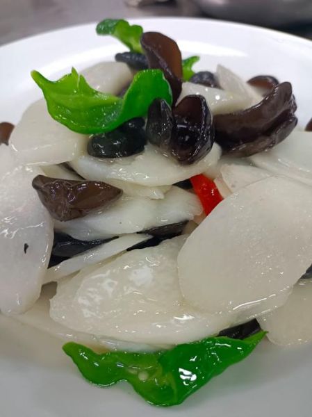 淮山炒木耳怎么做_淮山炒木耳需要焯水吗