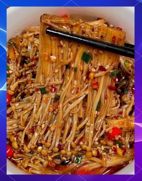 凉拌金针菇怎么做才好吃_金针菇焯水几分钟