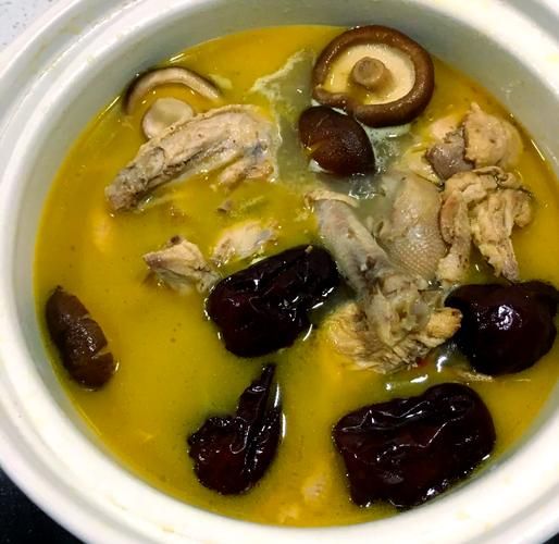 香茹炖鸡的做法大全集_香茹炖鸡怎么做好吃