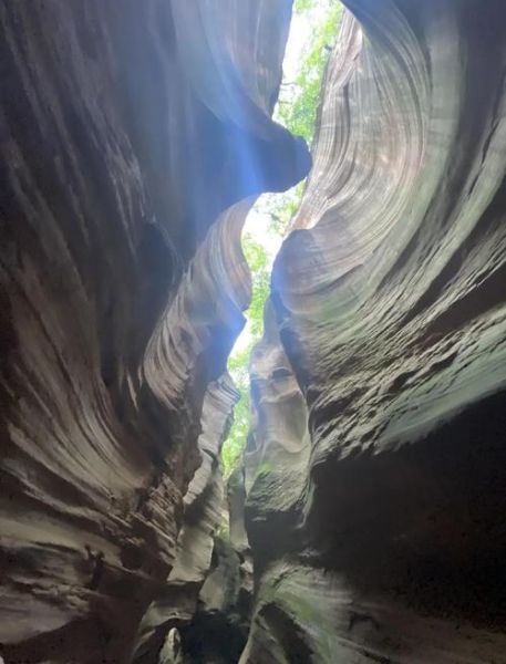 峡谷是怎么形成的_峡谷地貌特征有哪些