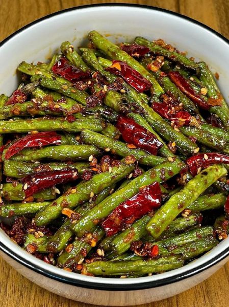 豆角怎么炒好吃_干煸豆角的家常做法