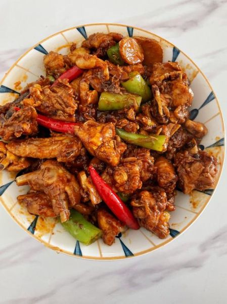 炒鸡的家常做法_炒鸡怎么做好吃又嫩