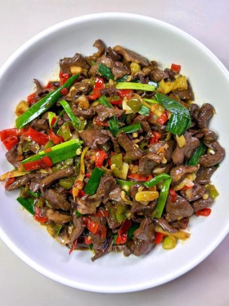 爆炒猪心怎么做_爆炒猪心焯水几分钟