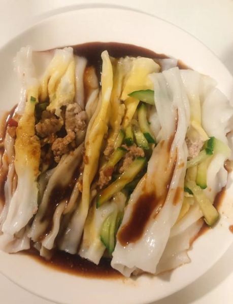 家庭肠粉最简单的做法_蒸多久才嫩滑