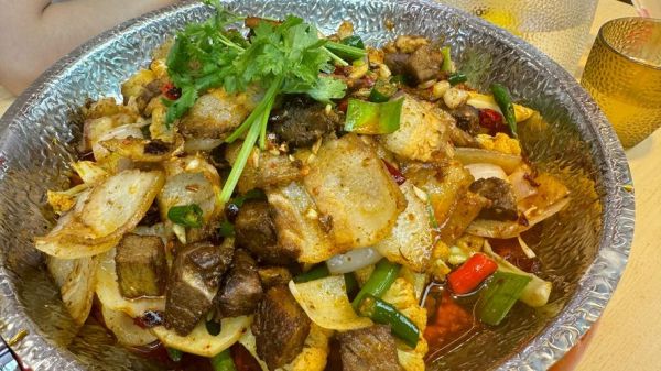 干锅五花肉怎么做_干锅五花肉家常做法