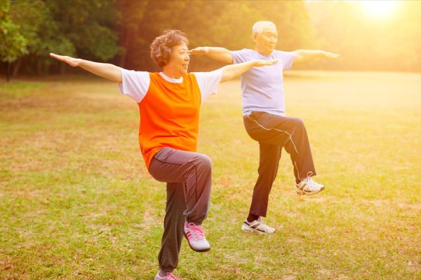 七十岁老人如何养生_七十岁老人适合做什么运动