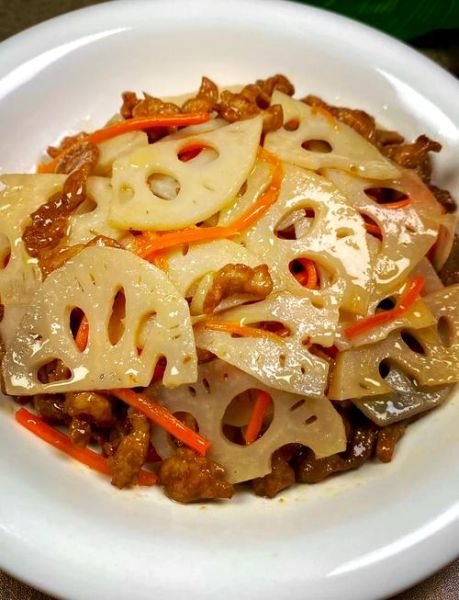 莲藕炒肉怎么做_莲藕炒肉的家常做法