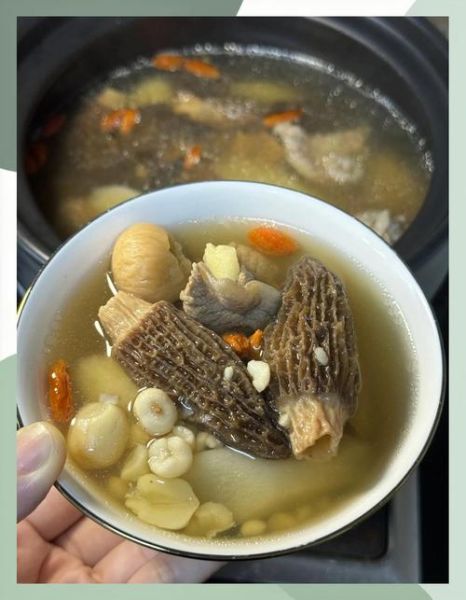 羊肚菌排骨汤的做法_羊肚菌炖排骨要焯水吗