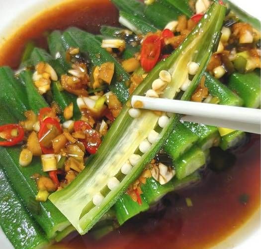 秋葵怎么做好吃_秋葵焯水几分钟才脆嫩