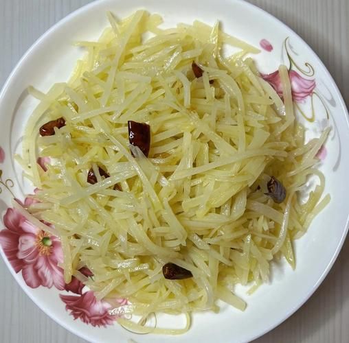 土豆丝怎么炒才脆_家常土豆丝做法步骤