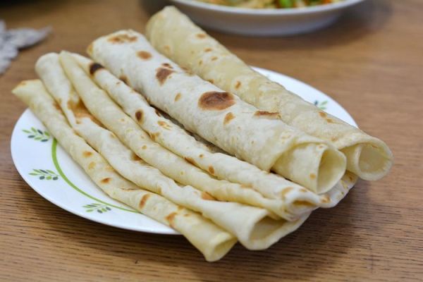 薄饼怎么做_薄饼怎么和面才松软