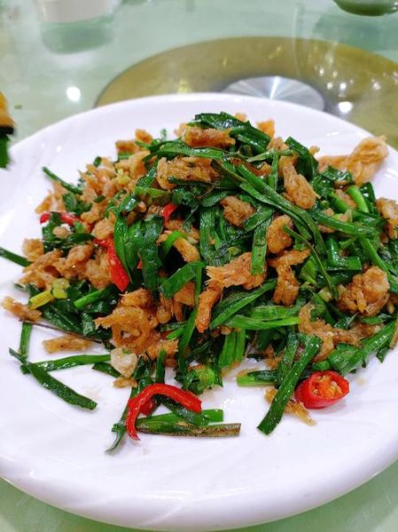 韭菜炒河虾怎么炒好吃_韭菜炒河虾的家常做法