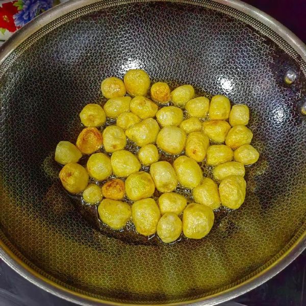 炕土豆怎么做_炕土豆用哪种土豆最好