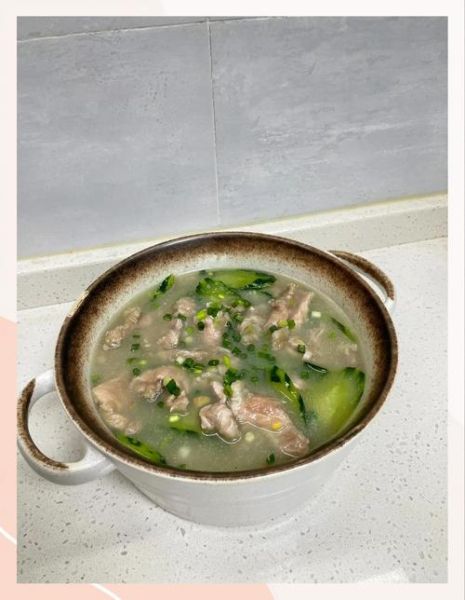 黄瓜肉片汤怎么做_黄瓜肉片汤的家常做法