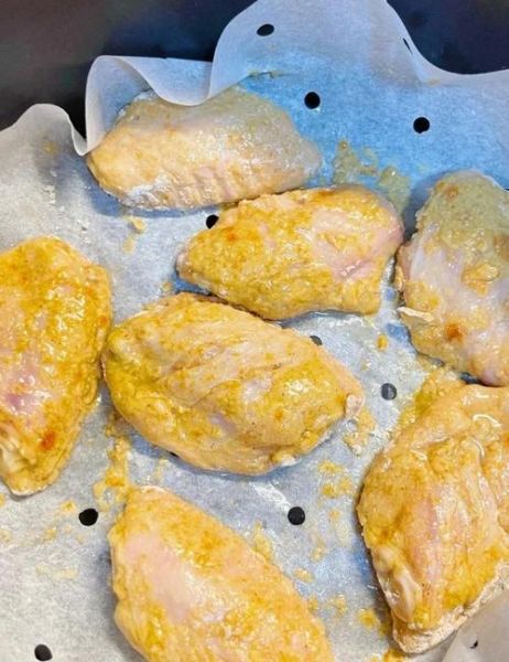 炸鸡翅怎么做_炸鸡翅腌制多久才入味