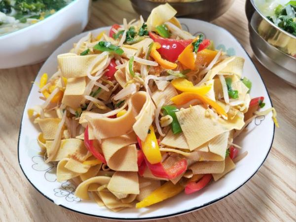 豆皮怎么炒好吃_家常豆皮做法