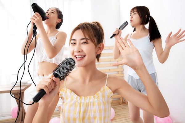 美女唱歌怎么学_美女唱歌技巧有哪些