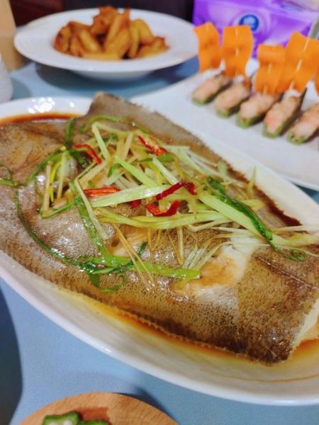 清蒸鲽鱼的家常做法_清蒸鲽鱼蒸多久才鲜嫩