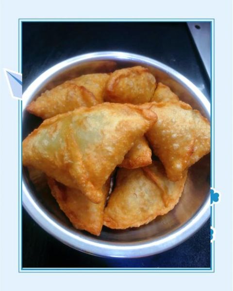 炸菜角怎么和面才酥脆_炸菜角馅料怎么调才香