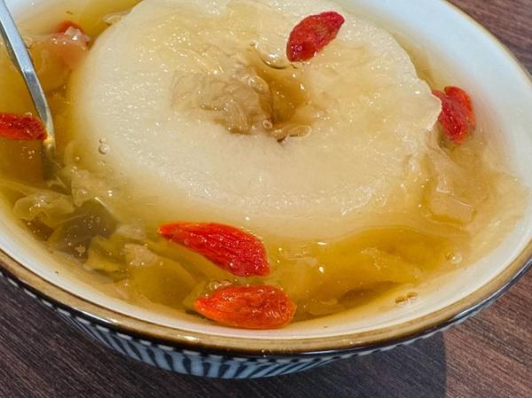 银耳糖水怎么做_银耳糖水要炖多久