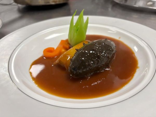 葱烧海参怎么做_海参泡发多久才软