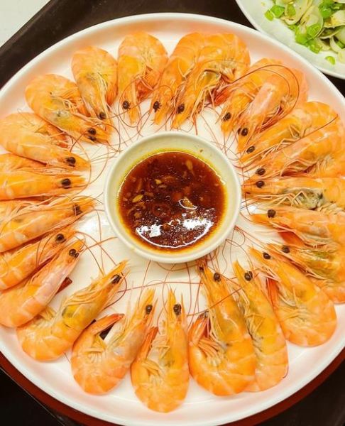 清蒸大虾怎么蒸才鲜嫩_清蒸大虾的做法步骤