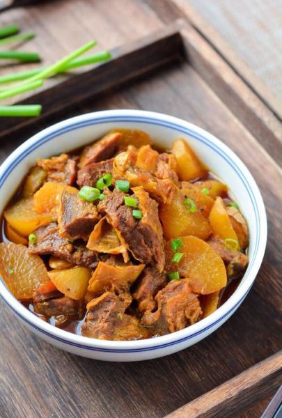 红烧白萝卜怎么做好吃_红烧白萝卜的家常做法