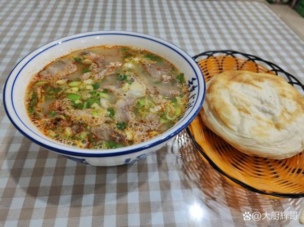 羊肉泡馍家常做法_怎么做才正宗