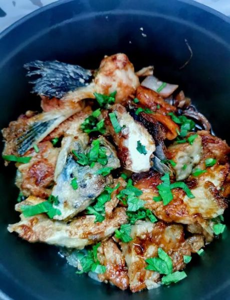 三文鱼头怎么做好吃_三文鱼头汤做法