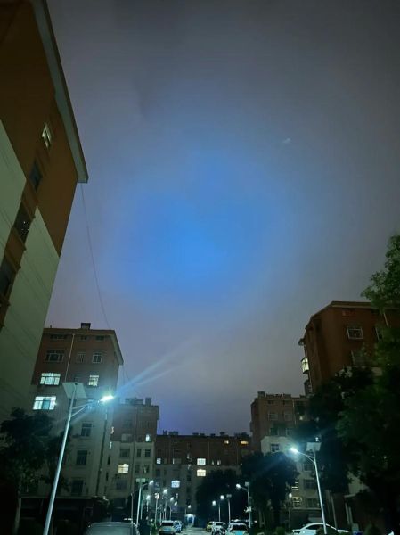 天空为什么是蓝色的_天空为什么是蓝的