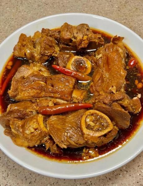 酱骨头怎么做_家常酱骨头最正宗的做法