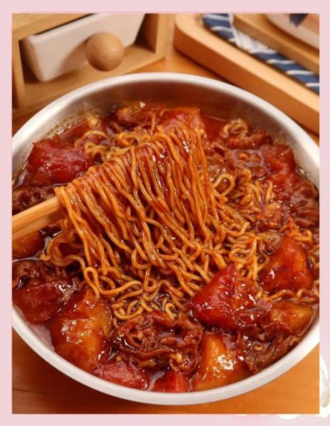 土豆面条怎么做_家常土豆面条做法