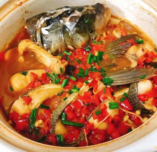 炖草鱼的家常做法_草鱼怎么炖不腥